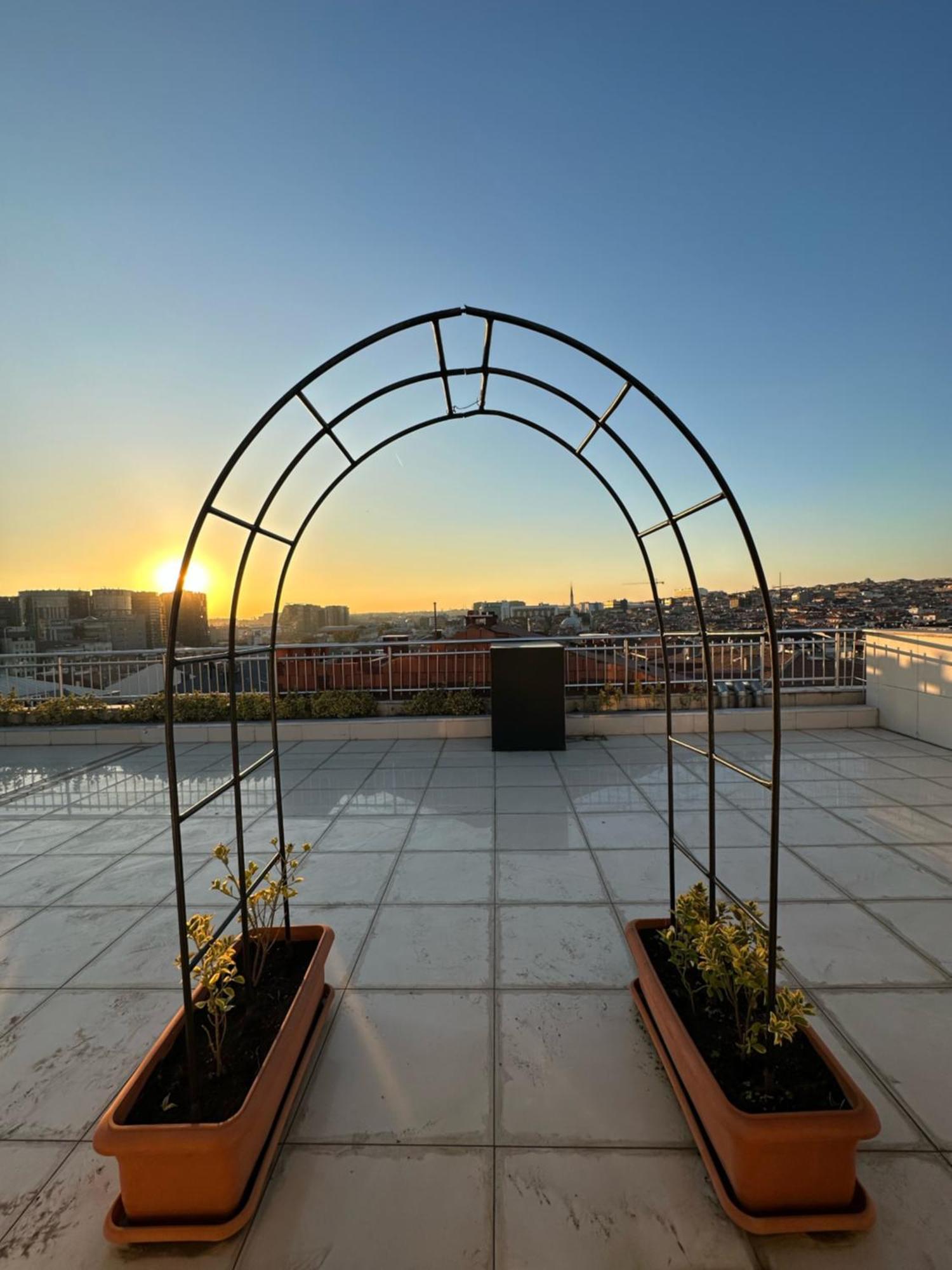Comfort Suites Hotel Istanbul Bagian luar foto