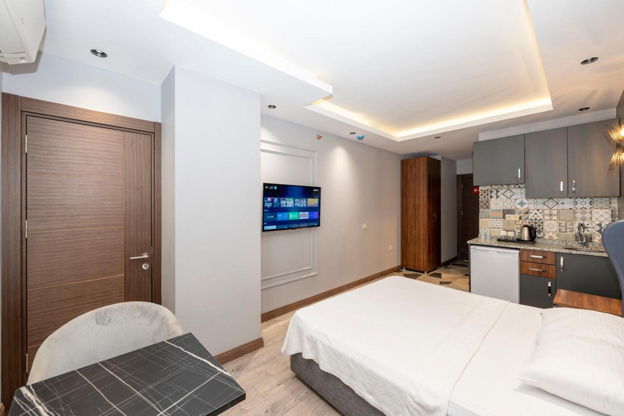 Comfort Suites Hotel Istanbul Bagian luar foto
