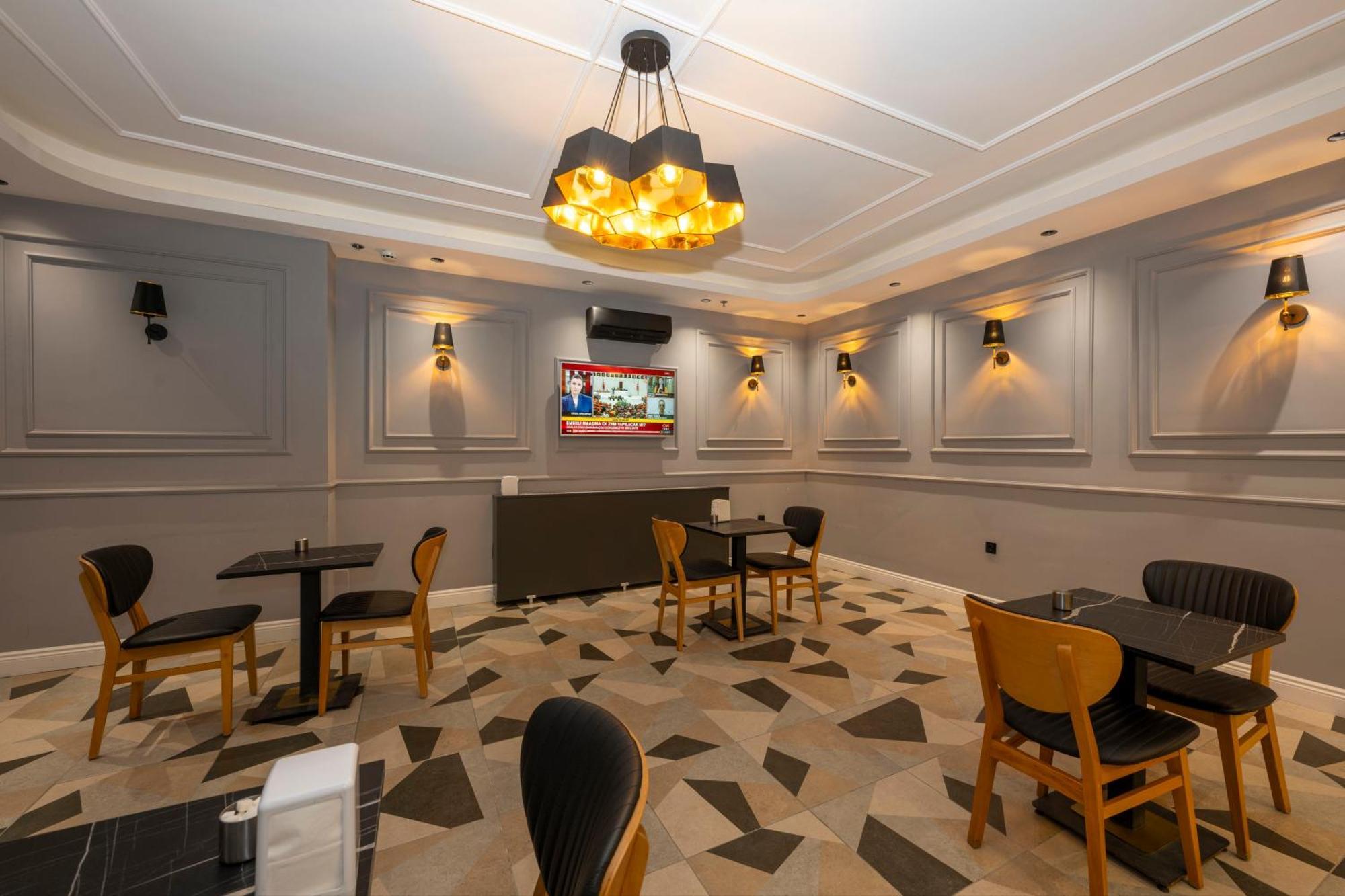 Comfort Suites Hotel Istanbul Bagian luar foto